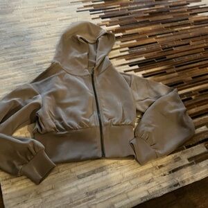 Spiritual Gangster Taupe cropped hoodie